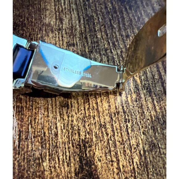 MICHAEL KORS RUNWAY GOLD TONE & TORTOISE BROWN LOGO MK BRACELET WATCH MK5788 EUC - Picture 8 of 10